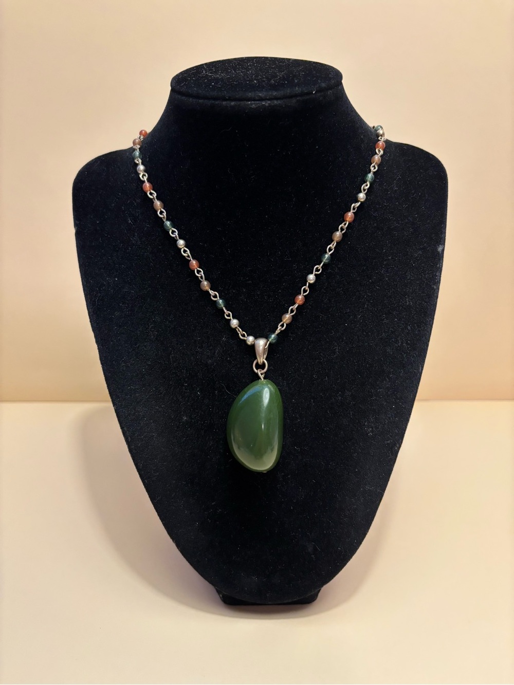 🌻CHAPS Green Pendant Necklace with Beaded Chain 18”+2”